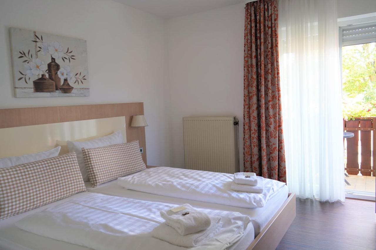 Alte Post Hotel Garni - Schallbach Bei Loerrach Buitenkant foto