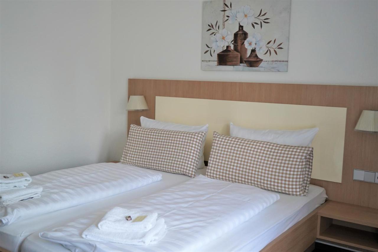 Alte Post Hotel Garni - Schallbach Bei Loerrach Buitenkant foto