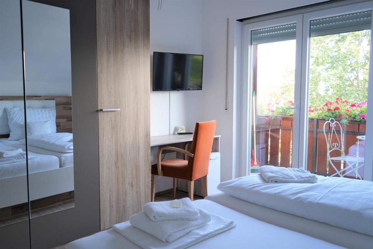 Alte Post Hotel Garni - Schallbach Bei Loerrach Buitenkant foto