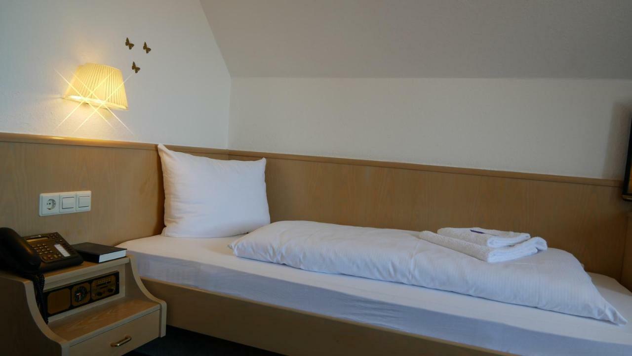 Alte Post Hotel Garni - Schallbach Bei Loerrach Buitenkant foto