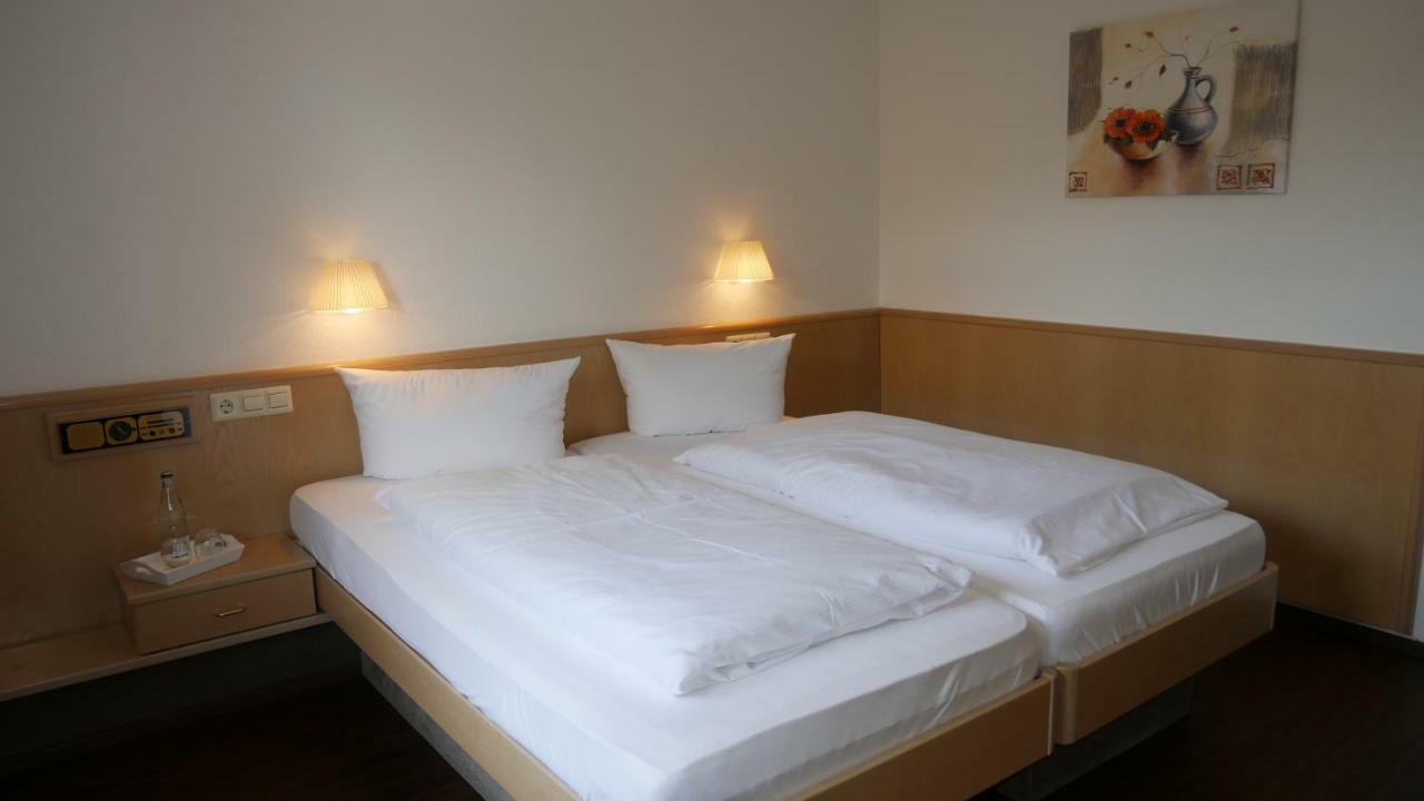 Alte Post Hotel Garni - Schallbach Bei Loerrach Buitenkant foto