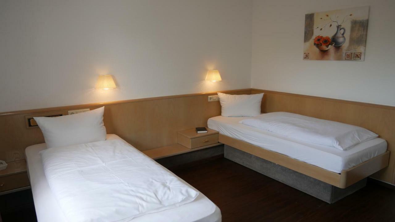 Alte Post Hotel Garni - Schallbach Bei Loerrach Buitenkant foto